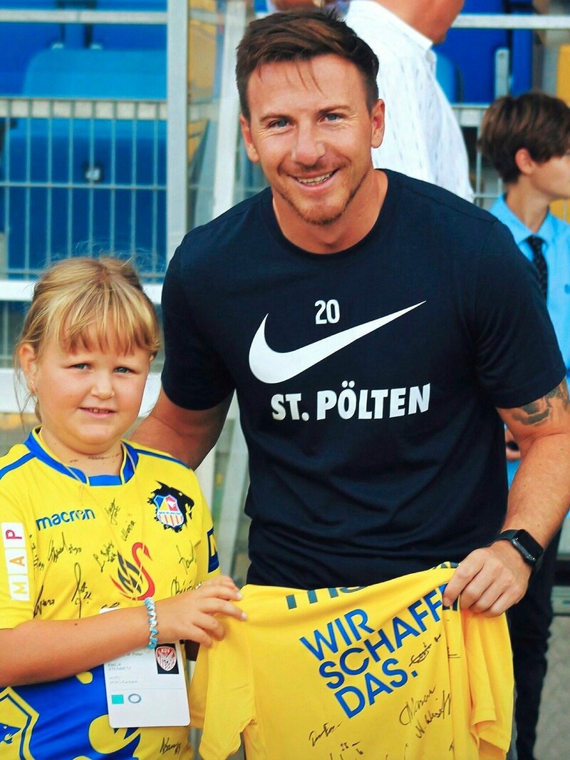 St. Pölten ist Außenseiter, aber Daniel Schütz und seine Fans geben nicht auf. (Bild: SKN St. Pölten)