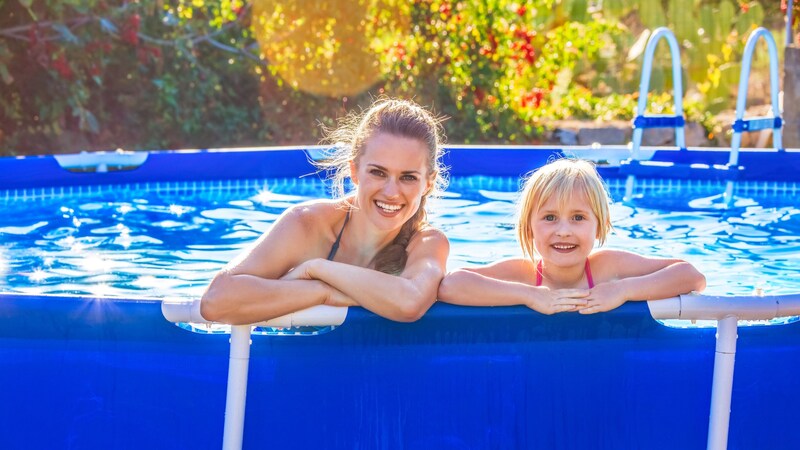 Der Sommer gibt sich noch nicht geschlagen. Badewetter ist wieder in Sicht. (Bild: stock.adobe.com)