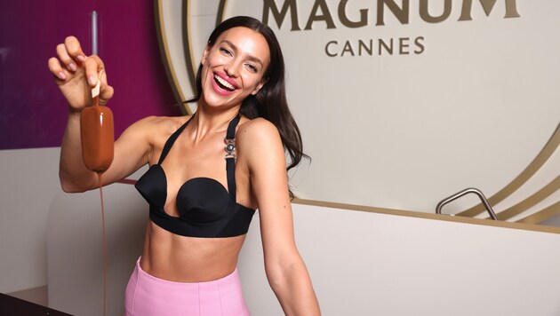 Unsere Gewinnerin feierte in Cannes bei der exklusiven Magnum-Party, bei der auch Stars wie Topmodel Irina Shayk (im Bild) geladen waren. (Bild: PA)