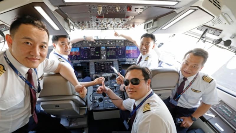 Ein Blick ins Cockpit (Bild: AFP )