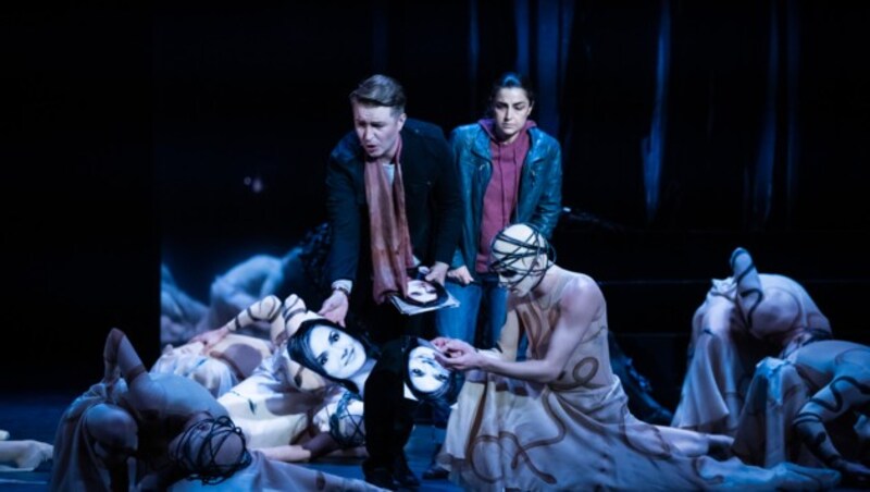 Eleganz: Maxim Mironov (Orphée) und Lucía Martìn-Cartón (L’Amour) (Bild: Kiran West)