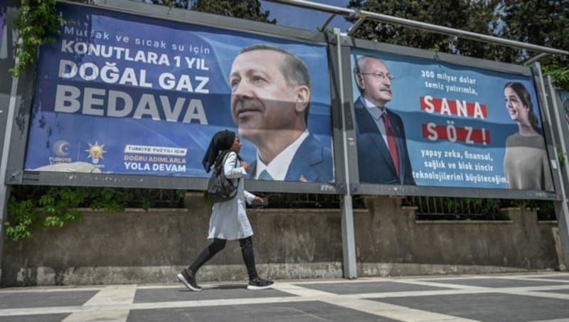 Erdogan will die in der Türkei lebenden Syrer mit günstigen Wohnungen und Gas wieder in ihre alte Heimat zurücklocken. (Bild: AFP)