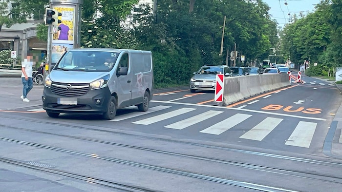 Neu am Grazer Opern- und Joanneumring: Nur noch eine Spur für Autofahrer, die Busse fahren gegen die Einbahn.