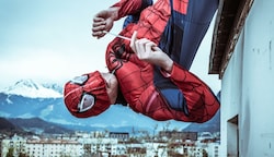 Mit Spider-Man wirbt das Rote Kreuz um Stammzellenspender. (Bild: Rotes Kreuz Innsbruck/Stolz)