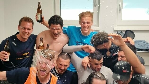 Hof feierte den 1. Klasse Nord-Titelgewinn ausgelassen. (Bild: USK Hof)