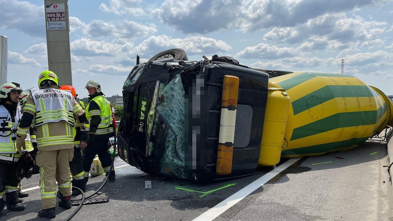 Der Betonmischwagen (Bild: FF Unterpremstätten)