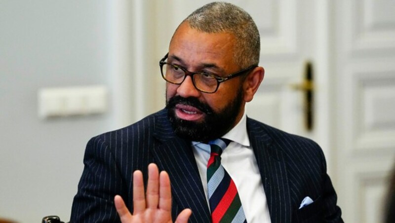 Britischer Außenminister James Cleverly (Bild: AP)