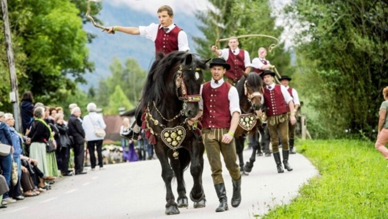 Auch das Brauchtum des Schnalzens wird beim Bauernherbst gelebt. (Bild: Salzburgerland Tourismus)