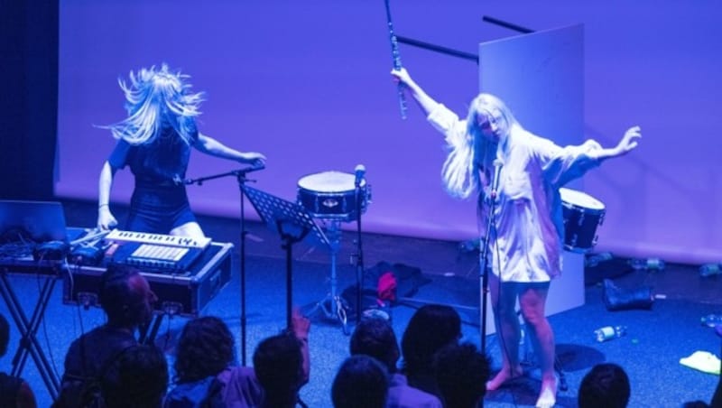 2022 gastierte die Skandalband „Pussy Riot“ im Nexus (Bild: KERSTIN JOENSSON)