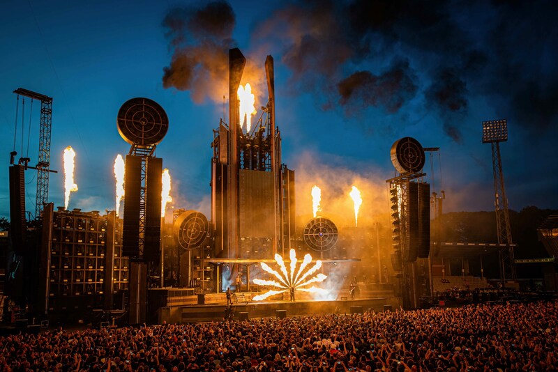 Die Band Rammstein verkaufte bisher mehr als 20 Millionen Tonträger weltweit und ist für atemberaubende Shows mit viel Pyrotechnik bekannt. (Bild: www.viennareport.at)