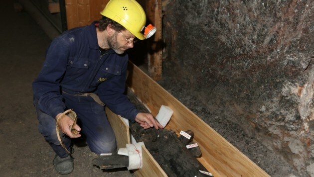 In Hallstatt haben sich Archäologen auf die Suche nach Funden aus der Eisenzeit gemacht. (Bild: NHM Wien)