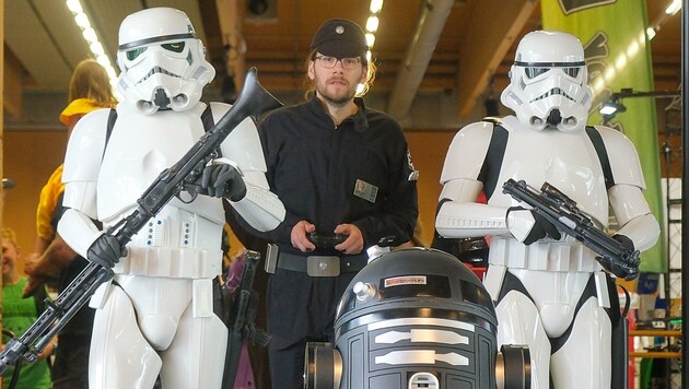 Figuren aus dem Star Wars-Kosmos dürfen auf der „Comic Con“ nicht fehlen (Bild: Einöder Horst)