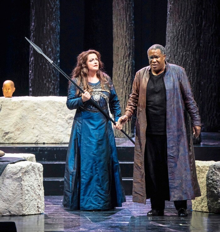 „Die Walküre“: „Brünnhilde“ R. Merbeth, „Wotan“ E. Owens 