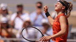 Karolina Muchova steht im Halbfinale der French Open. (Bild: APA/AFP/Thomas SAMSON)