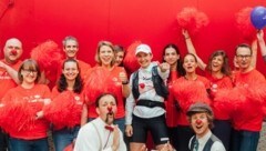 Michaela Kotásková (Bildmitte) will für den guten Zweck bis nach Rom laufen. (Bild: Rote Nasen Clowndoctors)