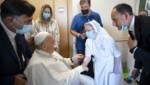 Der Papst wurde bereits 2021 in der Gemelli-Klinik behandelt. (Bild: Vatican Media via AP)