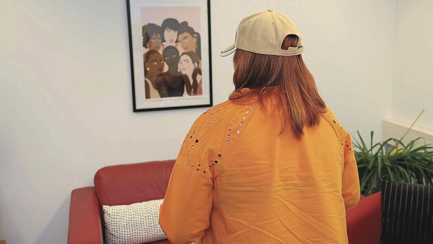 Nina wurde von ihrem Ex-Partner über Jahre hinweg schwer misshandelt. Die Flucht ins Frauenhaus rettete ihr das Leben. (Bild: Zwefo)