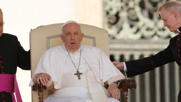Papst Franziskus bei seiner wöchentlichen Generalaudienz auf dem Petersplatz im Vatikan. (Bild: The Associated Press)