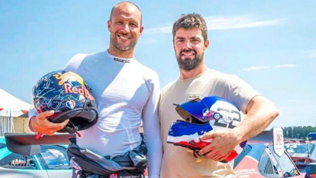 Aksel Svindal (li.) mit Sebastian Poisson, dem Bruder des 2017 verstorbenen David. (Bild: zVg.)
