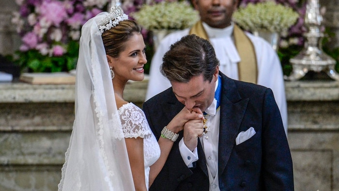 İsveç Prensesi Madeleine ve Christopher O'Neill 8 Haziran 2013 tarihinde Stockholm'deki Kraliyet Sarayı'nın kale kilisesinde evlendi.