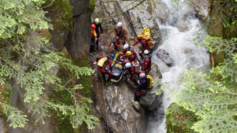 Die Helfer in der Not sind für alle Eventualitäten gerüstet. (Bild: Bergrettung Vorarlberg)