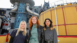 V.l.: Leonie Artner, Christine Wenzl und Tahira Shafiq heizen Wien ein. (Bild: Jöchl Martin)