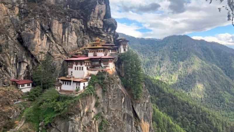 Die Gegend rund um das Bergkloster Tigers Nest kann schon an das grüne Ennstal erinnern. (Bild: Katharina Pirker)