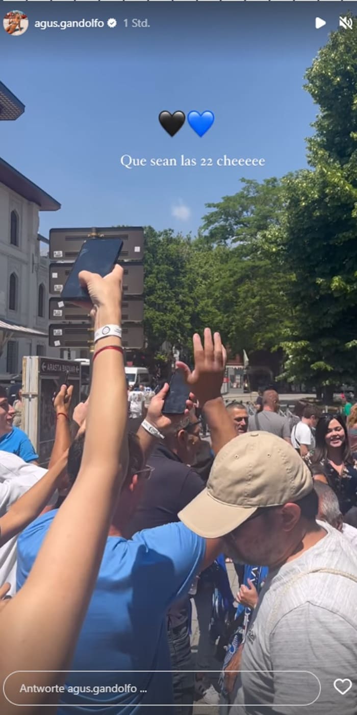 Die Inter-Mailand-Fans sind bereit fürs Finale. Und Fräulein Gandolfo meint: „Lass es endlich 22 Uhr (in Istanbul, das Wien um eine Stunde voraus ist) sein!“ Das beduetet: Anpfiff zum Champions-League-Finale.