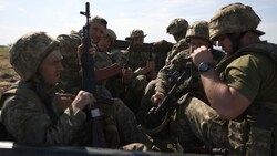 Ukrainische Soldaten in der Region Donezk (Bild: AFP)