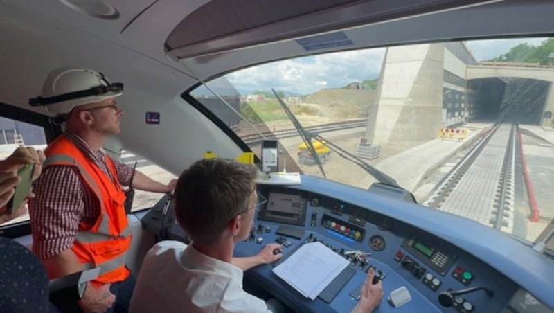 Ab geht es durch den Tunnel (Bild: Hannes Wallner)