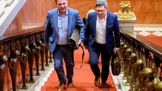 Andreas Babler und Michael Lindner: Es geht zumindest treppauf! (Bild: SEPA.Media | Martin Juen)