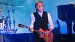 Paul McCartney am Glastonbury Festival (Bild: Joel C Ryan/Invision/AP, File)