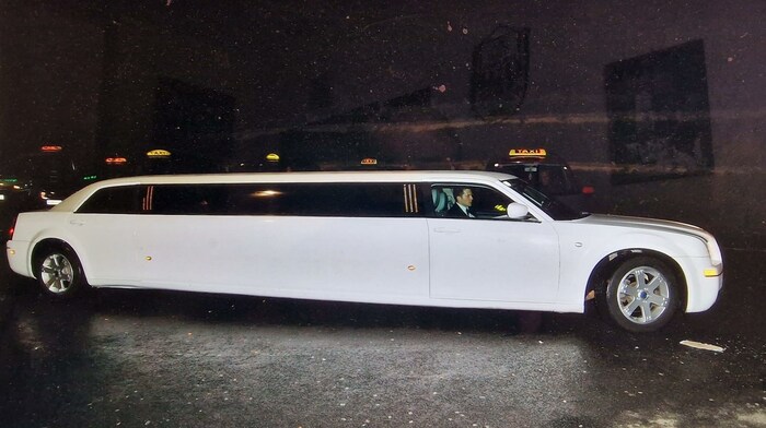 In dieser Stretch-Limo nach Mattersburg saß „Ruby“, Berlusconis Bauchtänzerin. 