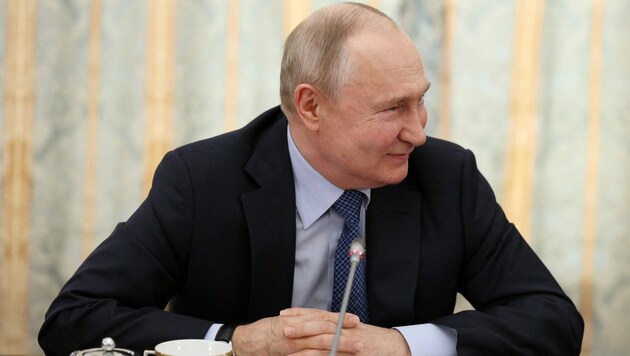 Für Russlands Präsident Wladimir Putin ist der Westen „heuchlerisch“. (Bild: AFP)