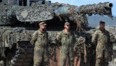 Bundeswehrsoldaten bei einer NATO-Übung (Bild: Mindaugas Kulbis / AP / picturedesk.com)