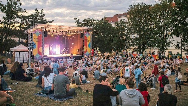 Lockere Open-Air-Stimmung soll Schwellenangst vor Kunst und Kultur nehmen. (Bild: Theresa Wey)