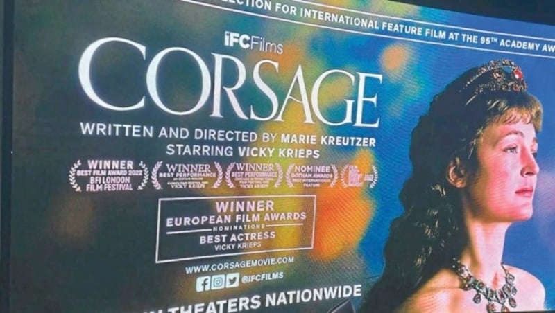 Der Film „Corsage“ räumte gleich mehrere Preise ab - das sorgte für Kritik. (Bild: Enterpress News Agentur)