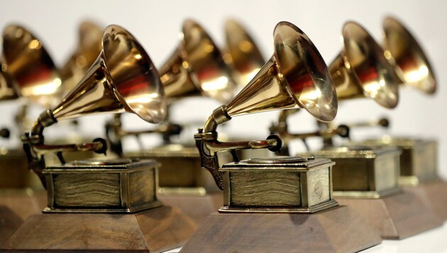 Mittels KI erstellte Musikstücke sollen bei den Grammy Awards nur in bestimmten Kategorien zugelassen sein.