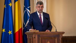 Rumäniens neuer Premierminister Marcel Ciolacu (Bild: AP)