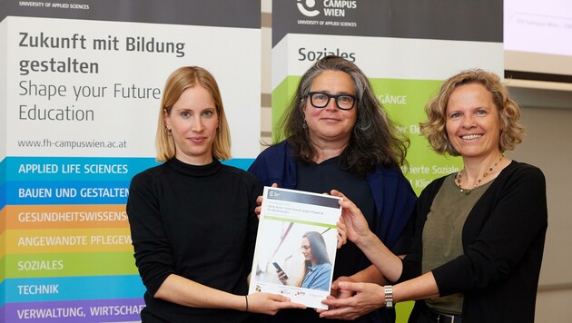 Magdalena Habringer, Sandra Messner und Andrea Hoyer-Neuhold haben für die Studie über drei Jahre geforscht (Bild: FH Campus Wien/Schedl)