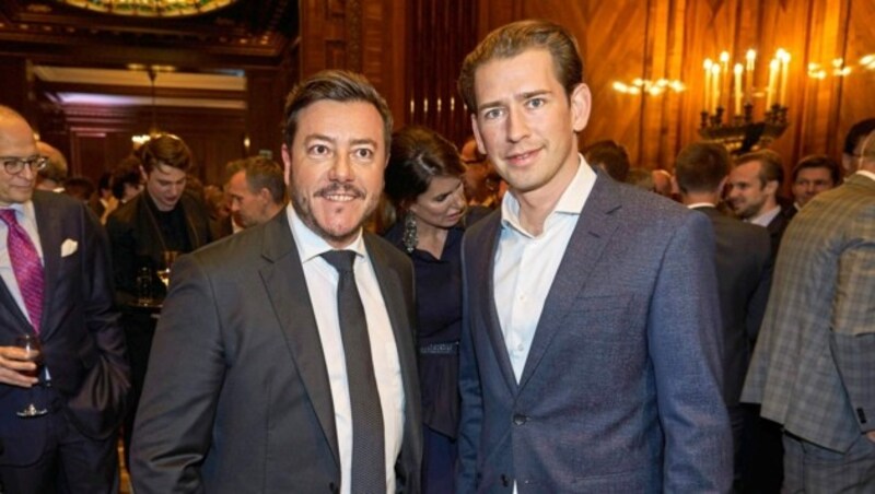von links: Der Investor Rene Benko und Ex-Bundeskanzler Sebastian Kurz (Bild: Andreas Tischler/Vienna Press)