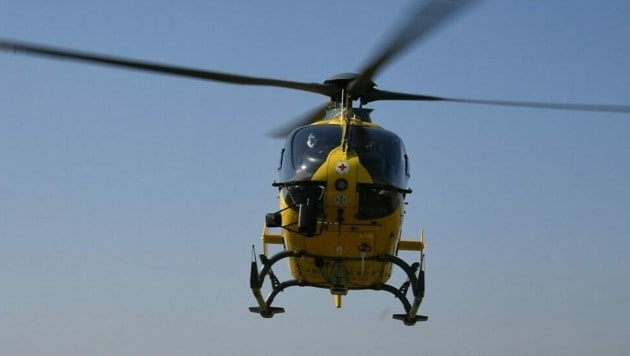 Die Rettung schickte sofort zwei Helikopter zum Unfallort. (Bild: P. Huber)