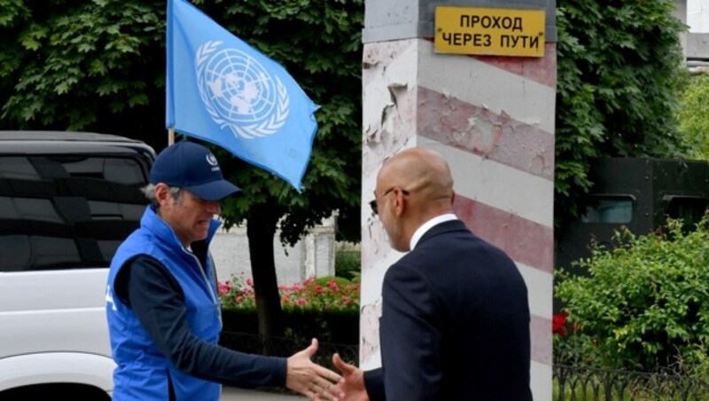 IAEA-Chef Grossi inspizierte das russsiche besetzte Kernkraftwerk vergangene Woche. (Bild: APA/AFP/Olga MALTSEVA)