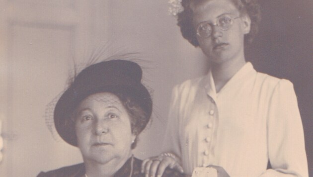 Gründerin Louise Pitzinger und Enkelin Edith Steinschaden im Jahr 1949 (Bild: zVg)