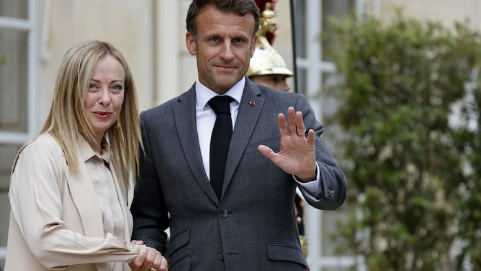 Das Verhältnis zwischen Giorgia Meloni und Emmanuel Macron galt die vergangenen Monate als belastet.