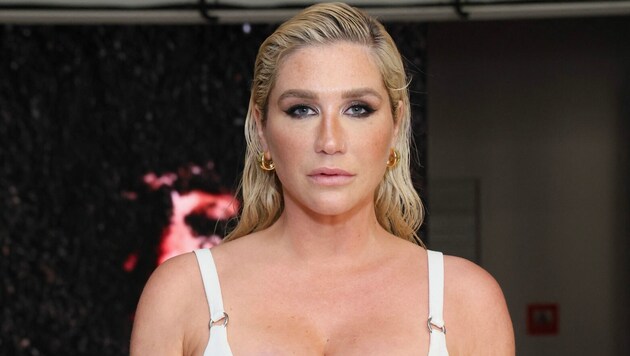 Kesha enthüllt, dass sie neun Tage im Krankenhaus war. (Bild: APA/Getty Images via AFP/GETTY IMAGES/Rodin Eckenroth)