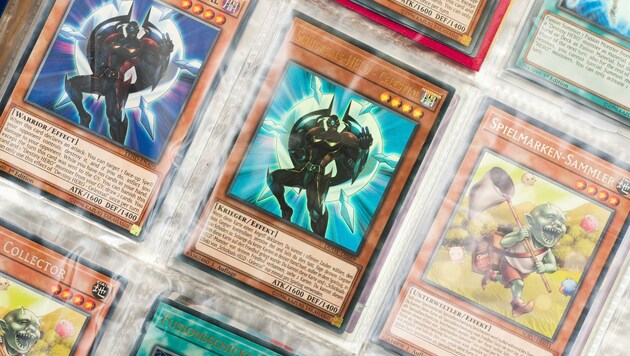 Auf solche Sammelkarten der Spielreihe „Yu-Gi-Oh“ hatte es der Dieb abgesehen (Bild: stock.adobe.com)