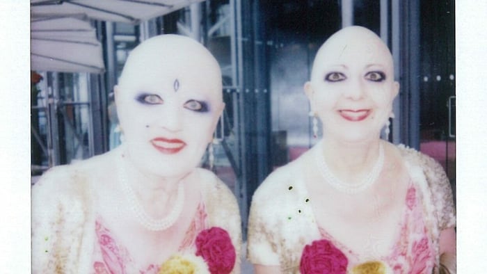 Eva & Adele in der CUM Polaroid-Serie aus 1988/89