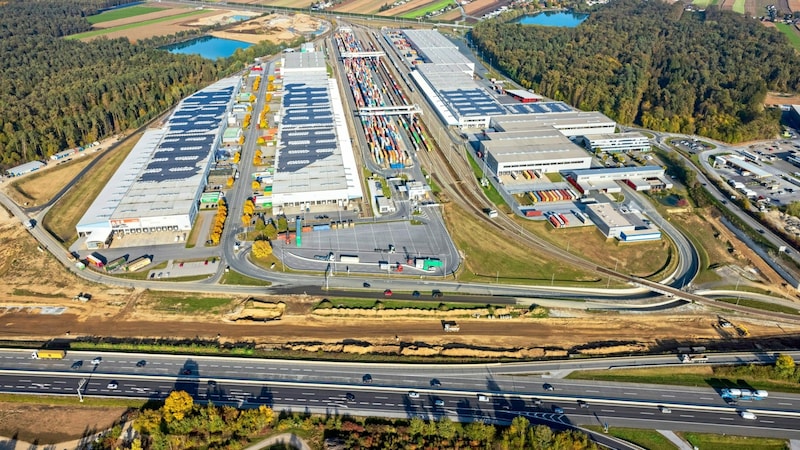 Der Cargo Center Graz ist vor mehr als 20 Jahren eröffnet wurden, nun wurde noch einmal kräftig erweitert. (Bild: Cargo Center)