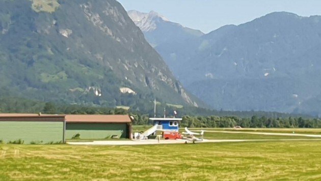 Das Unglück passierte ganz in der Nähe vom Flugplatz. (Bild: Martin Oberbichler)